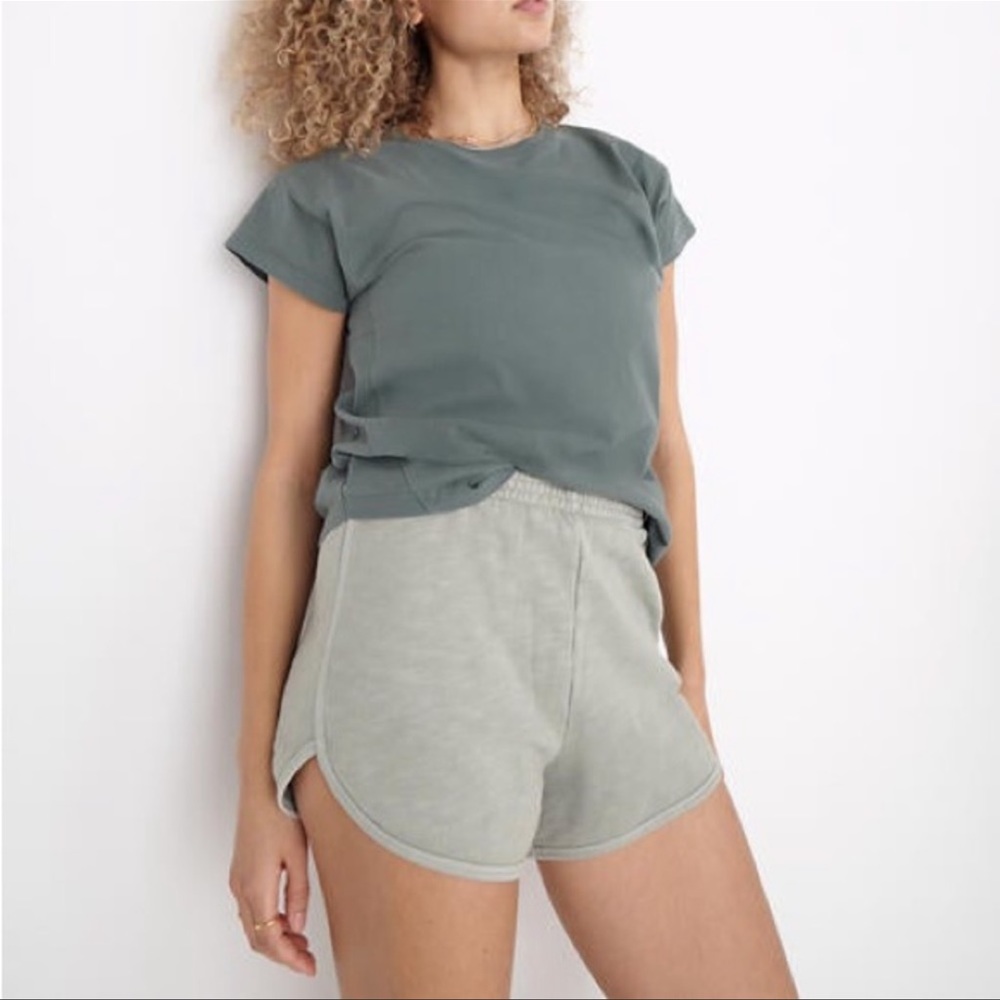 Madewell Curved-Hem Sweat Shorts Size Small